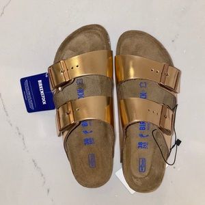 Birkenstock’s Arizona Soft Footbed
